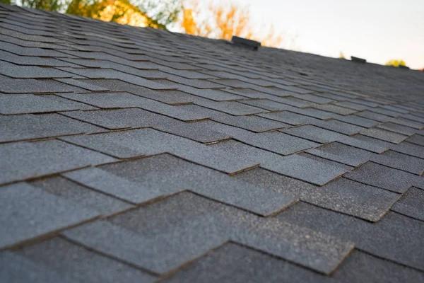 Choosing the Right Materials for Your Tampa Roof Installation