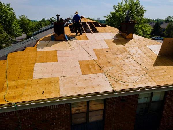 Common Roofing Problems That Lead to Replacement in Roscoe